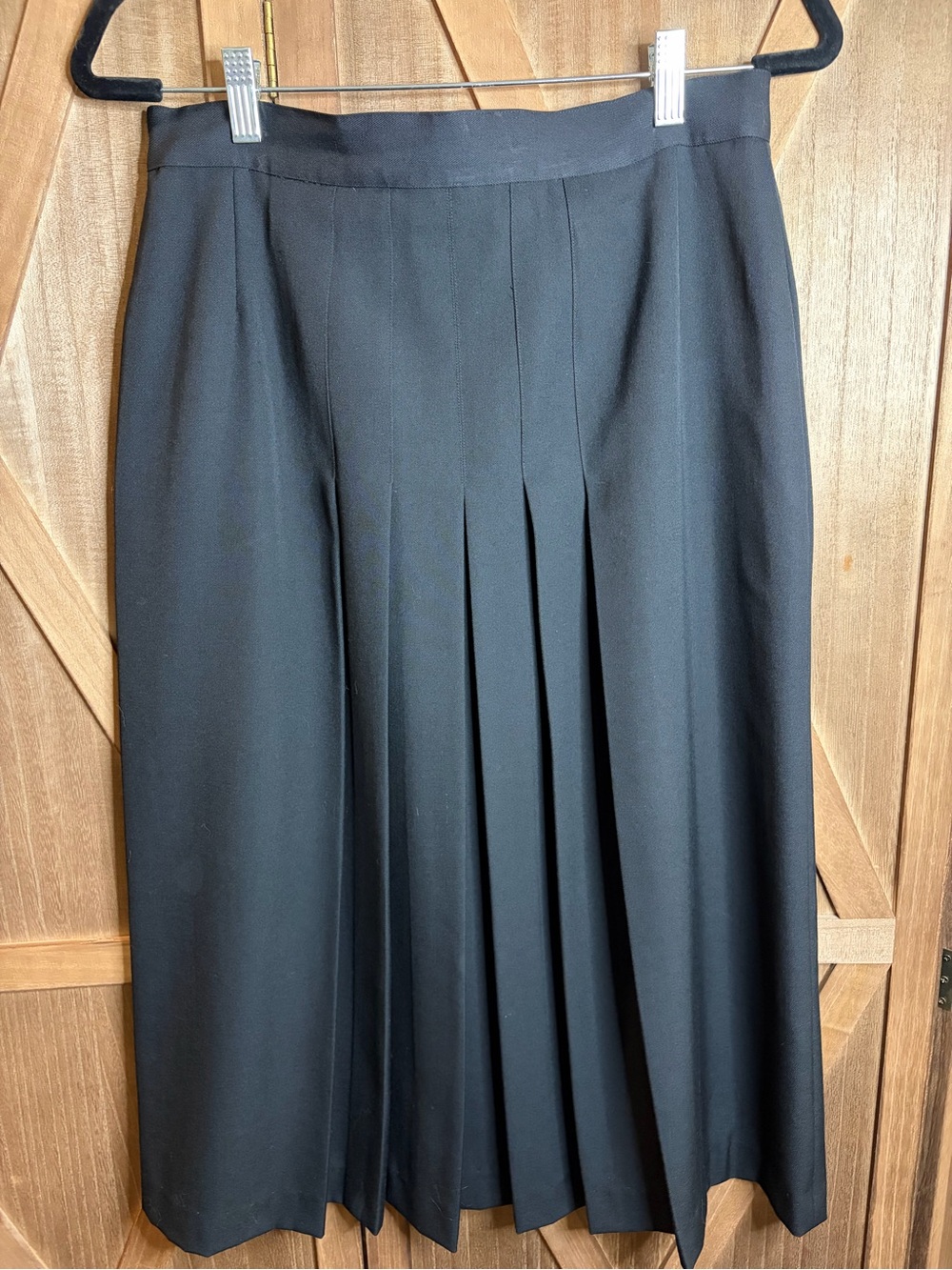 PORTS INTERNATIONAL Vintage Wool Black Pleated Midi Skirt SIZE 14